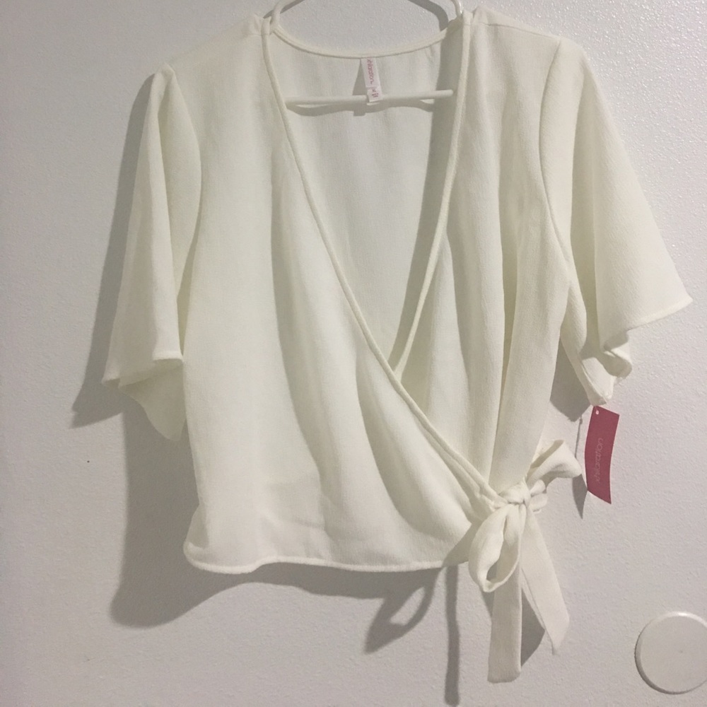Of white blouse
